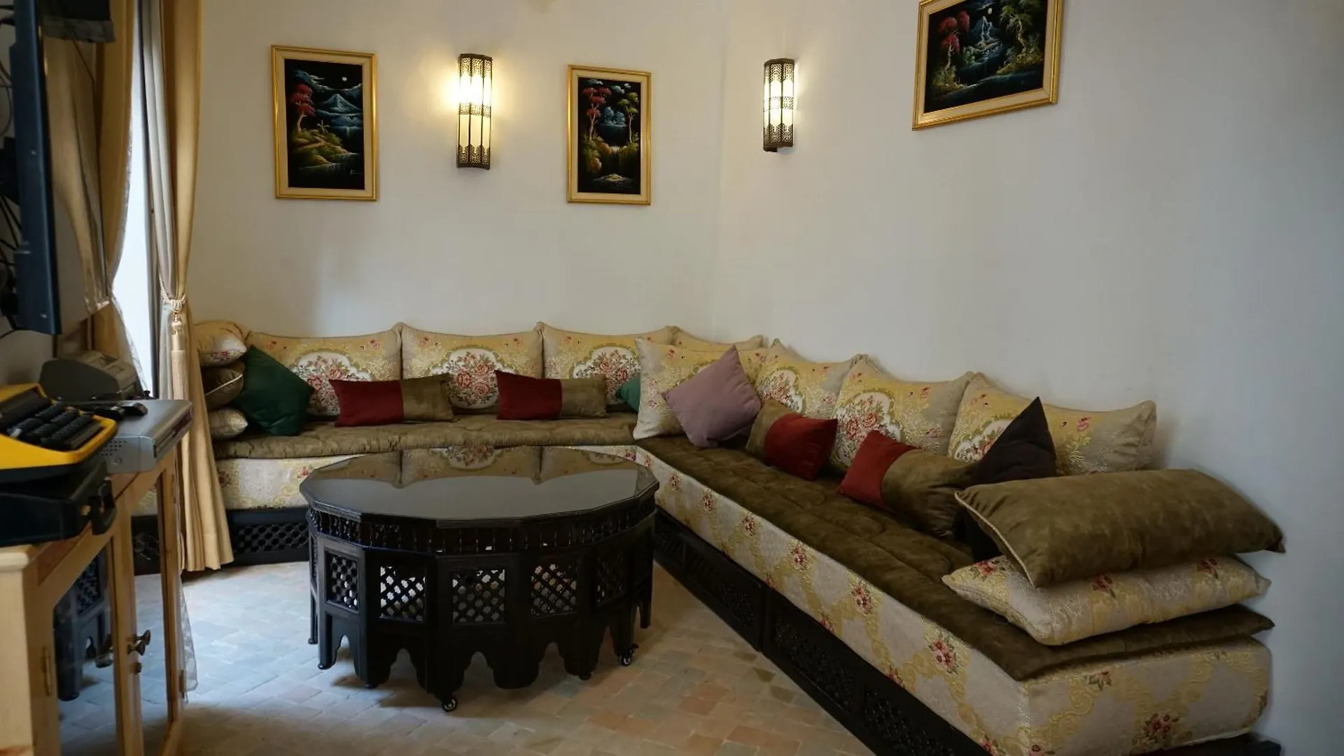 Riad Kale Polis Marrakesh 4*,