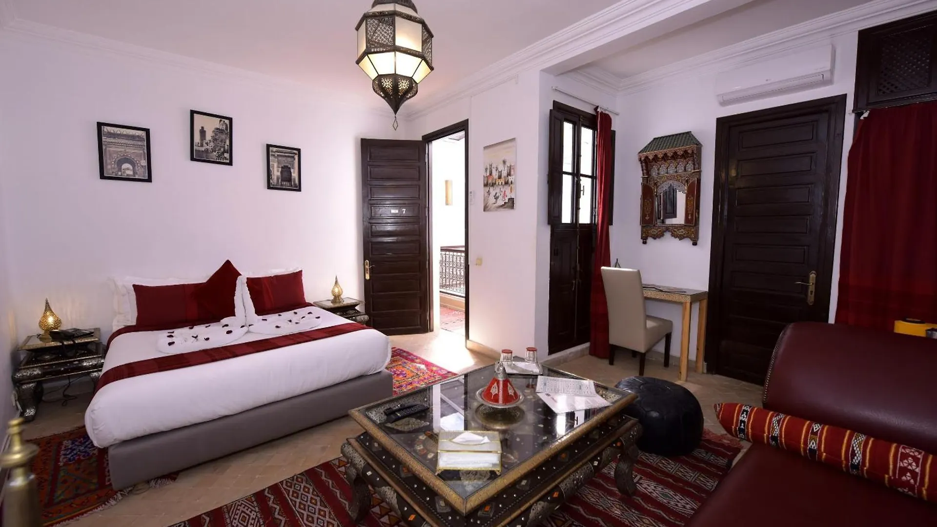Riad Kale Polis Marrákes Szálloda